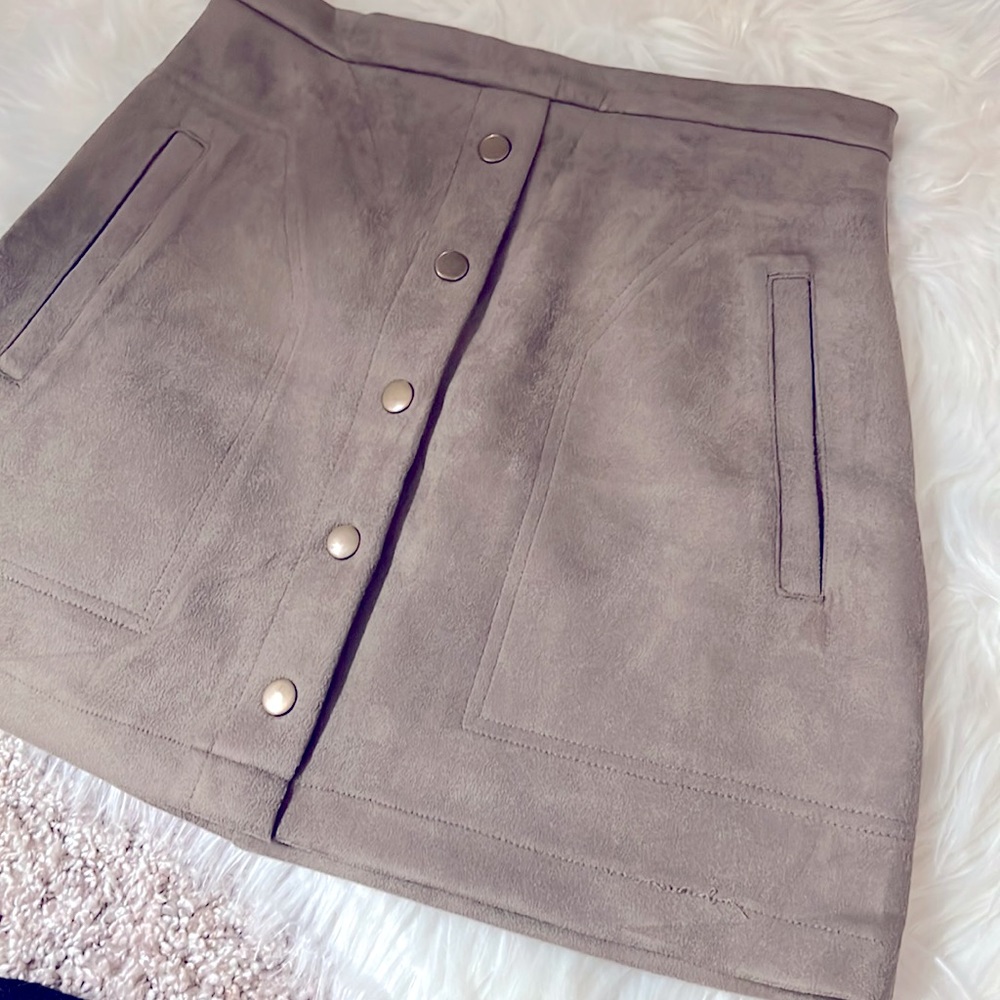 Suede mini